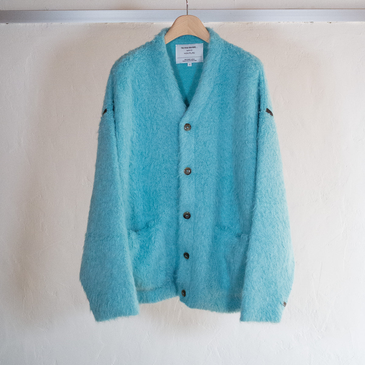 image_f751a791-32b6-4054-a0bf-