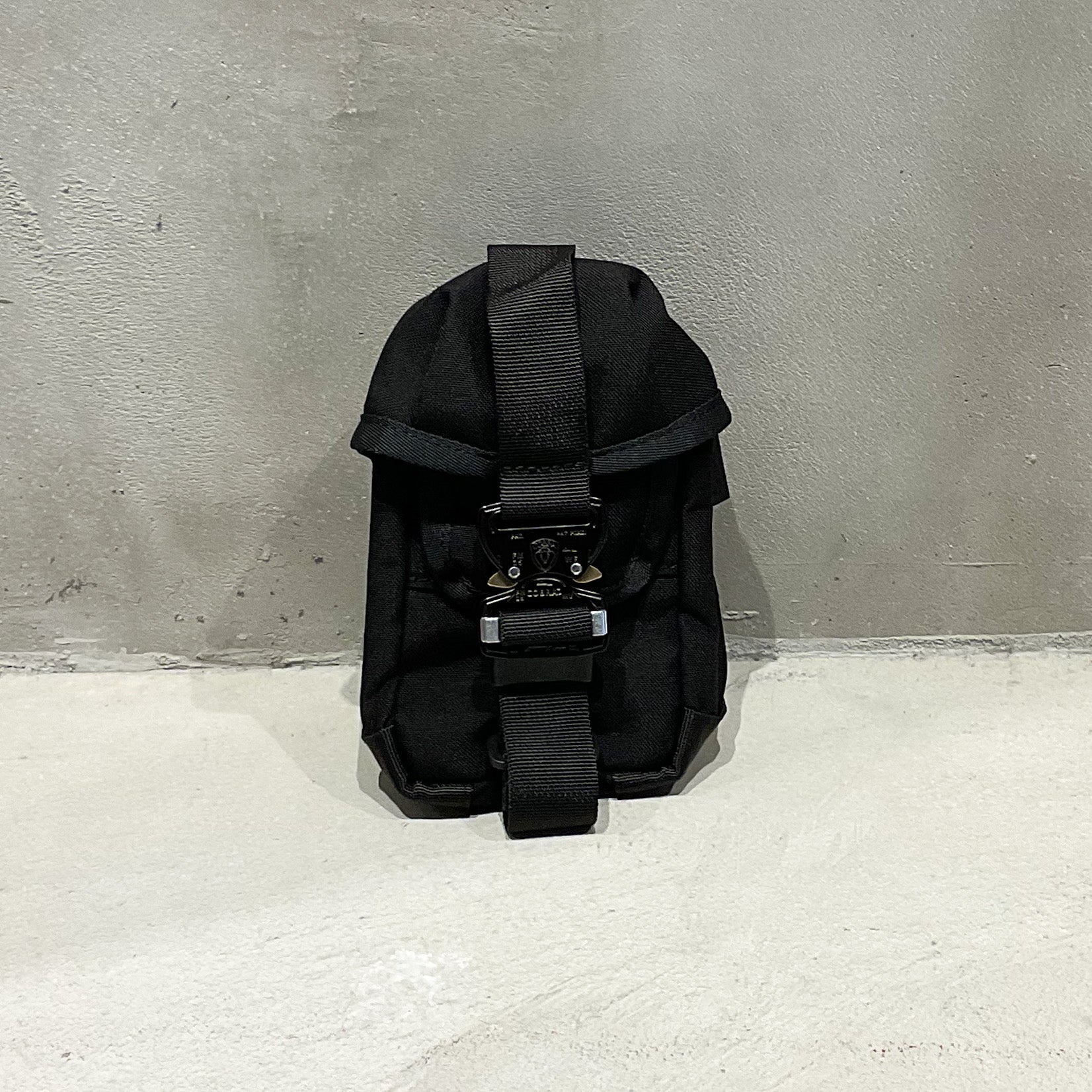 バッグ PORTER CLASSIC - DEER SKIN POUCH - BLACK ポータークラシック PORTER CLASSIC ポータークラシック